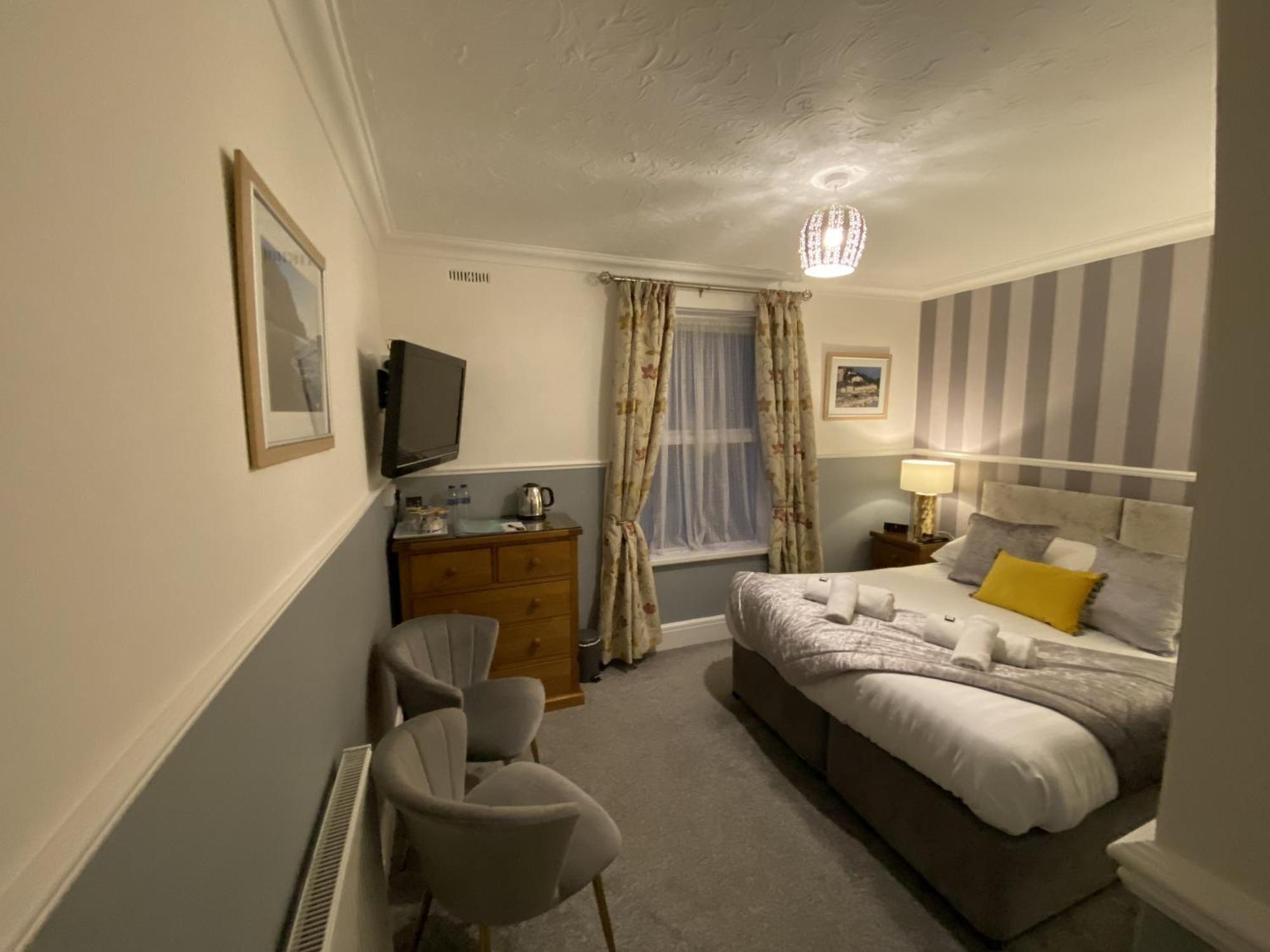 トーキー Abingdon House Bed & Breakfast エクステリア 写真